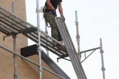 建設現場に必要な足場板の役割と種類をご紹介