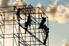 足場工事職人への道をご紹介！